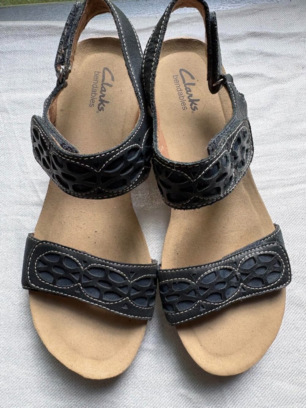 Clarks Bendables Leather Comfort Sandals Women's Size 7.5 Walking Shoes